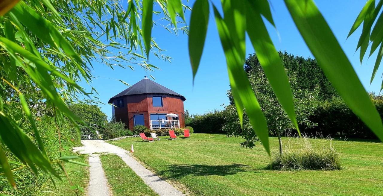 La Maison Ronde Et Ses 2 Cahutes Monthoiron Exterior foto